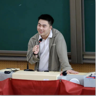 莘鹏Club惠民科普系列活动之 “走进深北莫附中”